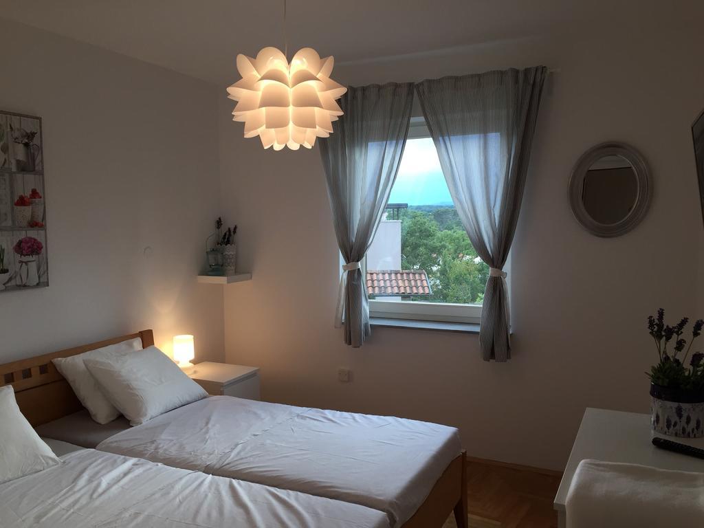 Apartments Papalinna By Moro Malinska Kamer foto