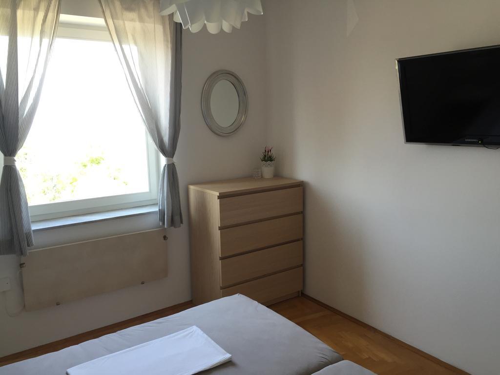Apartments Papalinna By Moro Malinska Kamer foto