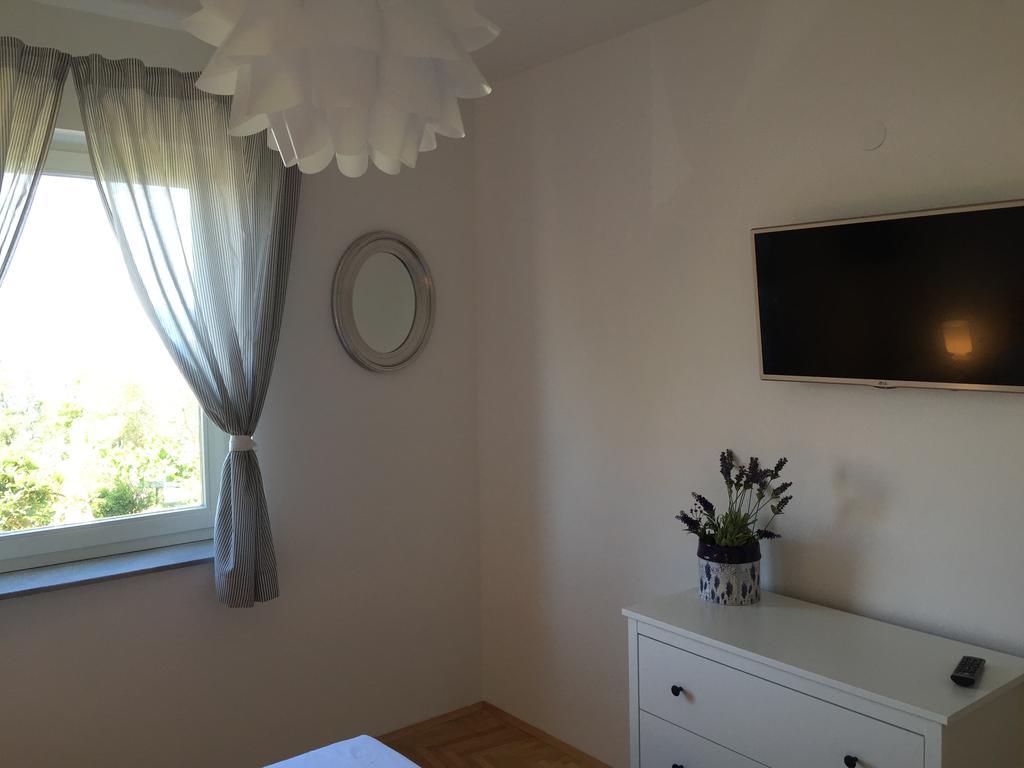 Apartments Papalinna By Moro Malinska Kamer foto